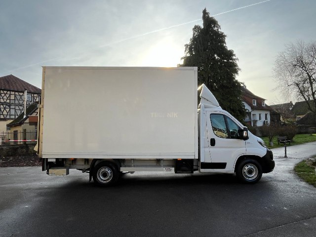 obrázok auta