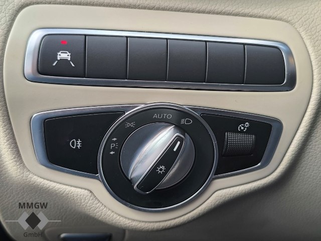 obrázok auta