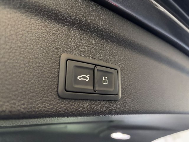 obrázok auta