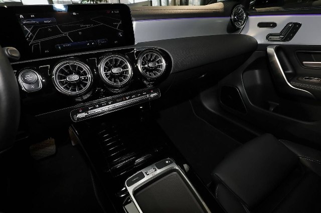 obrázok auta