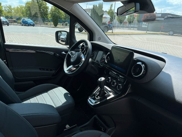 obrázok auta