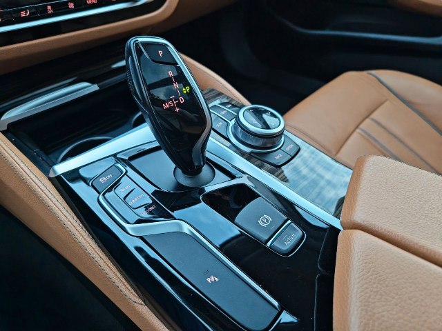 obrázok auta
