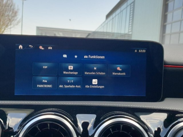 obrázok auta