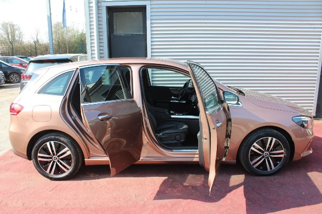 obrázok auta