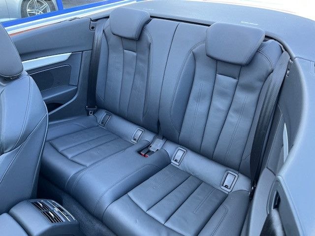 obrázok auta