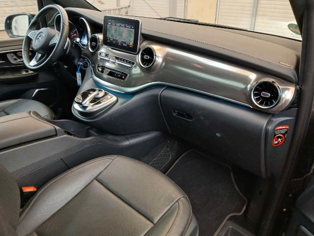 obrázok auta