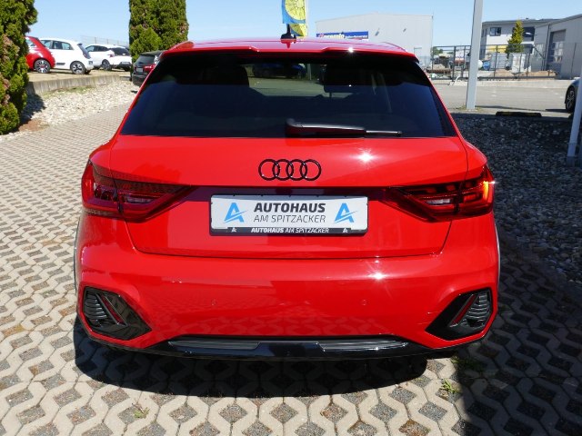 obrázok auta