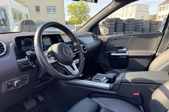 obrázok auta