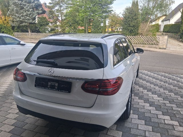 obrázok auta