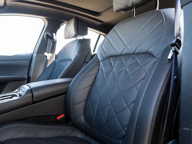 obrázok auta