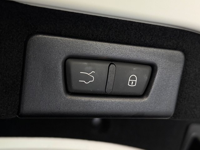 Maserati Ghibli 3.0 V6, 202kW, A8, 5d.