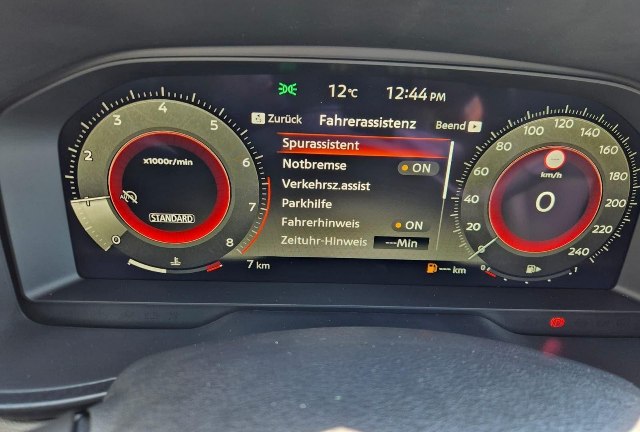 Nissan Juke 1.0 DIG-T N-Connecta, 84kW, M6, 5d.