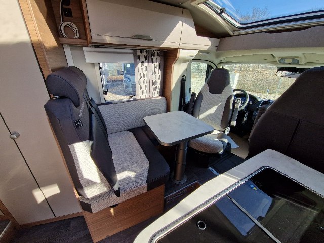 obrázok auta