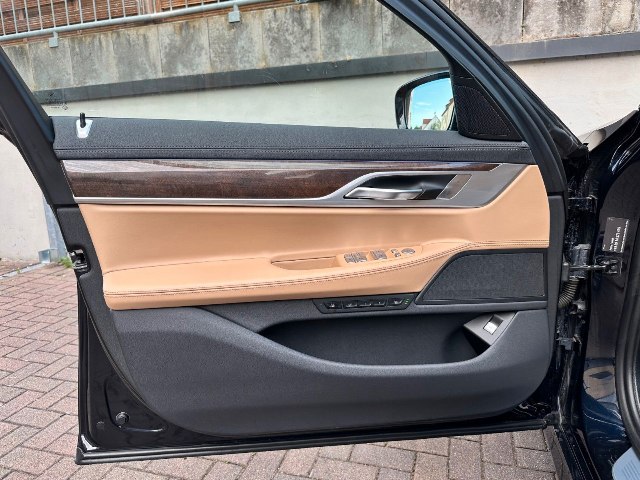 obrázok auta