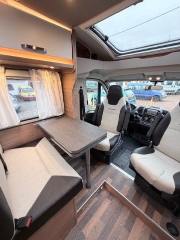obrázok auta