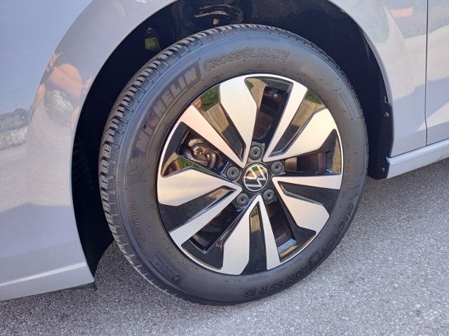 obrázok auta